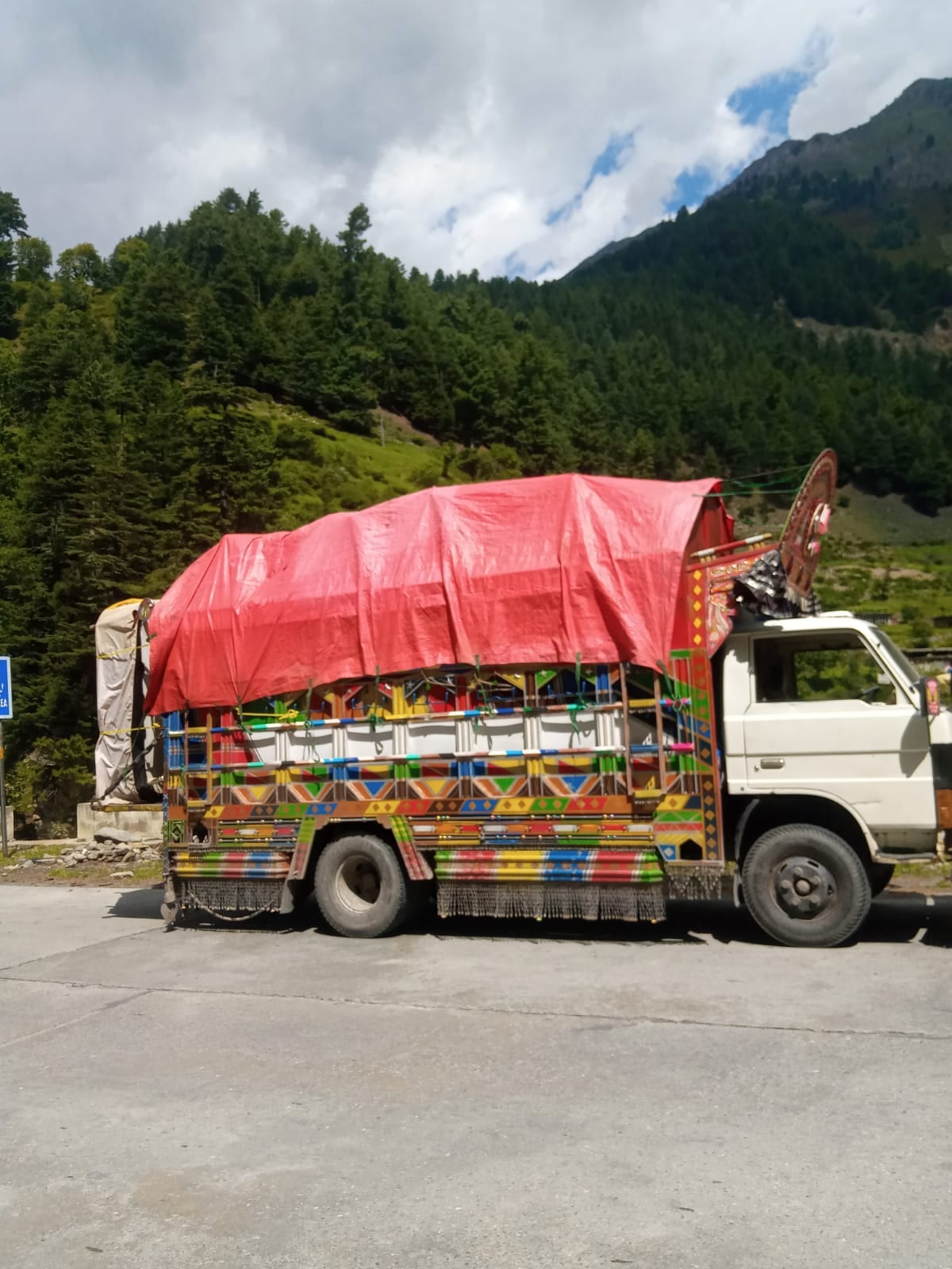 Insaaf Logistics cargo transport truck for commercial goods delivery across Pakistan